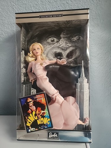 Barbie king kong - barbie,